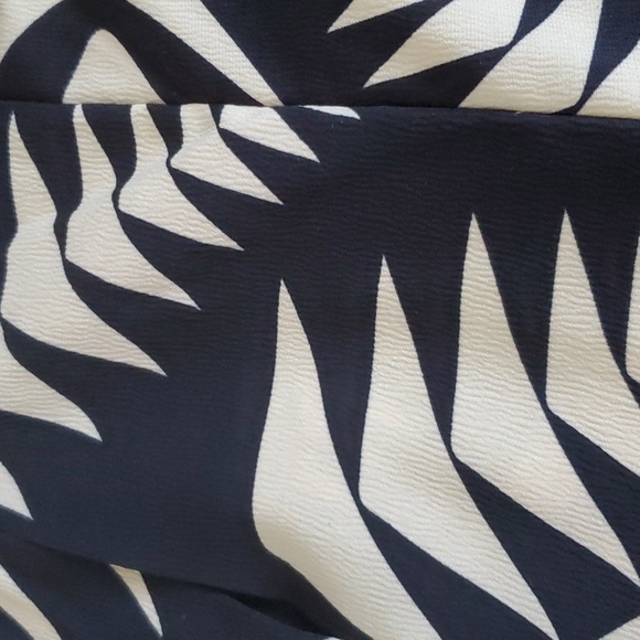 Eliane Rose Geometric High Waist Crop Wide Leg Pants - Picture 2 of 6